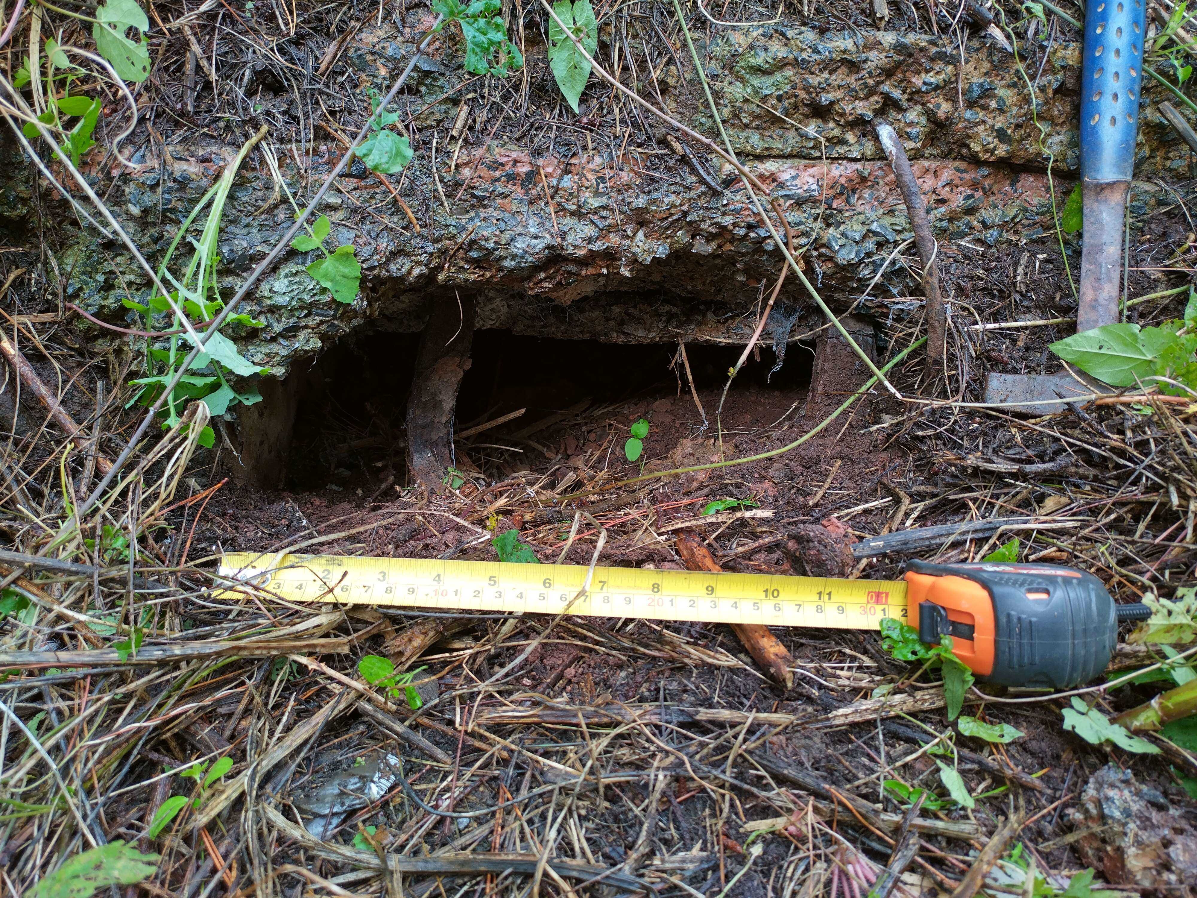 Ruddlesden geotechnical looks into sink hole…