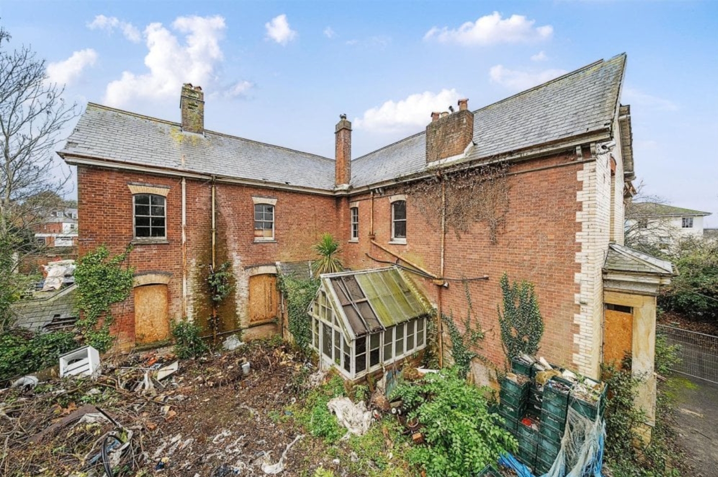 The definition of a mad scientist’s house